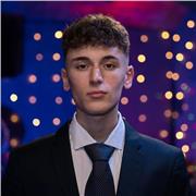 Ragazzo di 18 anni frequentante il liceo classico offre ripetizioni per giovani nelle materie classiche (italiano, greco, latino)